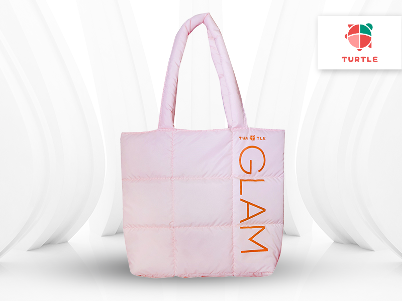 เทอร์เทิล ชอป: รับฟรี กระเป๋าพัฟฟี่ สีชมพูอ่อน มูลค่า 399 บาท